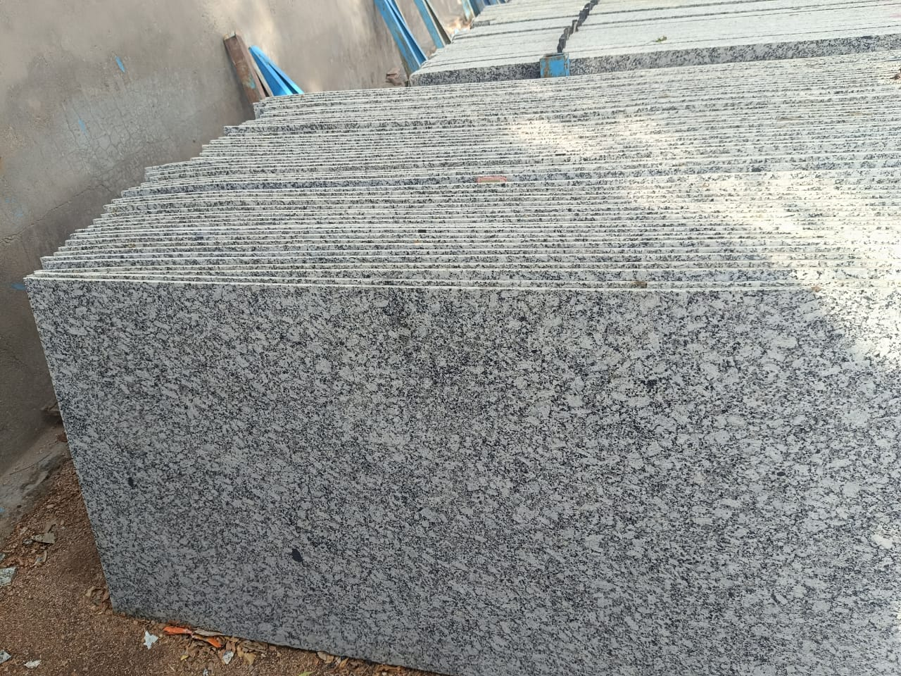 P WHITE GRANITE