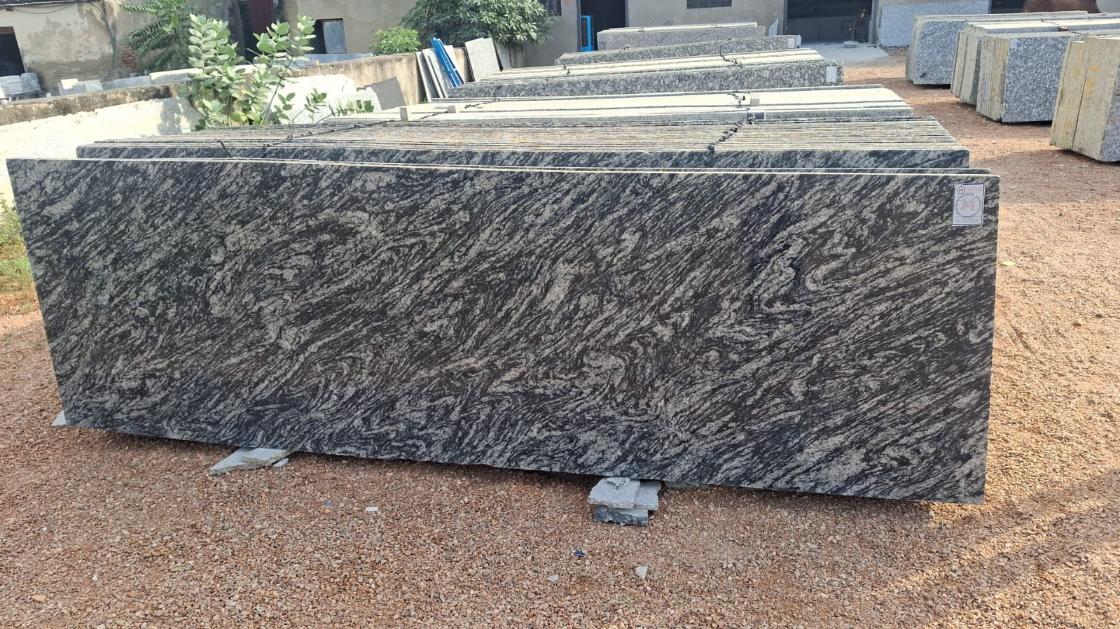 PARADISO GRANITE 2